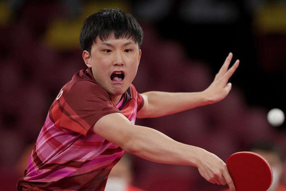 随后，墙缝藏尸、扳手砸人、巨额金钱的私相授受和神秘的“老爷子的资源”等伏笔相继扯出